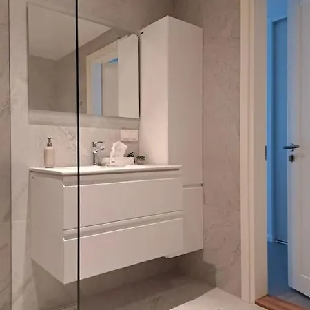 Apartamento Uus Uehe Toaline Korter Kesklinnas