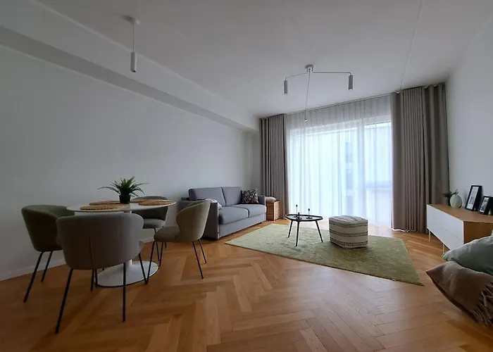 Uus Uehe Toaline Korter Kesklinnas Apartament *